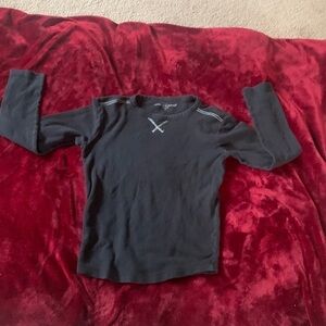 𝅺black long sleeved shirt